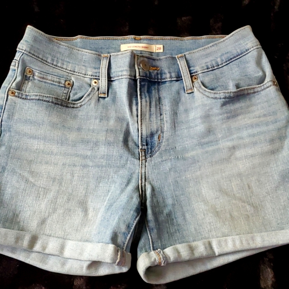 Levi Jean Shorts